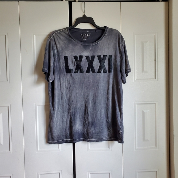 Guess - Picture 1 of 4